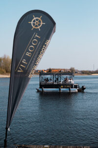 Gesloten boot varen